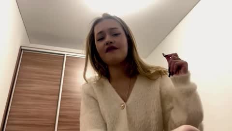 Ines online show from February 5, 3:38 pm