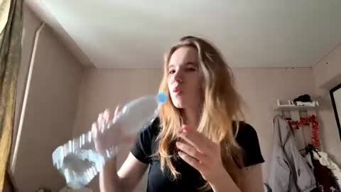 Sofia online show from June 15, 3:03 pm