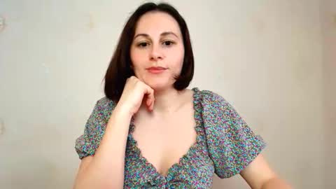 Snapshot of inessa_beauty chatting on March 15, 8:42 am Inessa online show from March 15, 8:42 am
