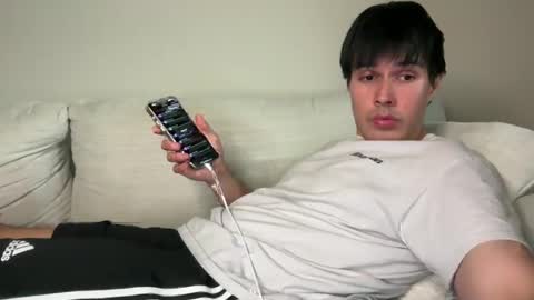 Snapshot of infamouslucas chatting on December 23, 3:40 am Lucas online show from December 23, 3:40 am