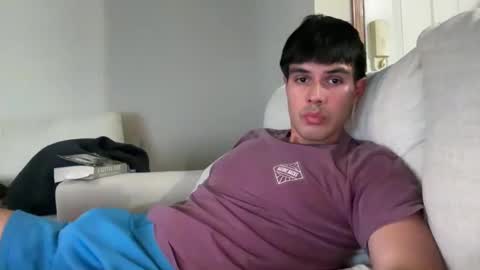 Snapshot of infamouslucas chatting on December 28, 2:01 am Lucas online show from December 28, 2:01 am