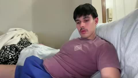 Snapshot of infamouslucas chatting on February 7, 3:01 am Lucas online show from February 7, 3:01 am