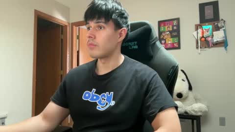 Snapshot of infamouslucas chatting on February 15, 7:50 pm Lucas online show from February 15, 7:50 pm