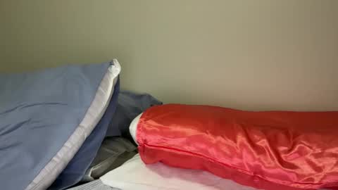 Snapshot of infamouslucas chatting on February 22, 3:34 am Lucas online show from February 22, 3:34 am