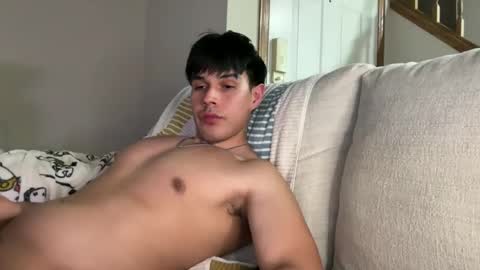 Snapshot of infamouslucas chatting on February 23, 5:34 am Lucas online show from February 23, 5:34 am