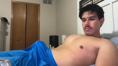 Snapshot of infamouslucas chatting on October 4, 4:10 am Lucas online show from October 4, 4:10 am