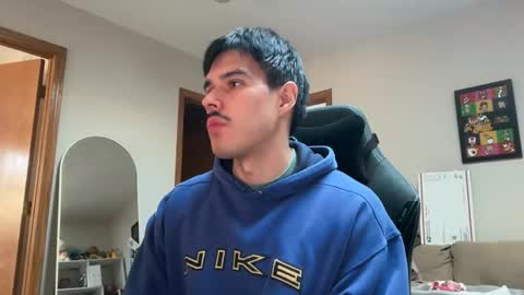 Lucas online show from February 15, 5:09 pm