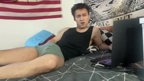 Snapshot of infernalhunk chatting on May 18, 7:31 pm Carl online show from May 18, 7:31 pm