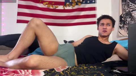 Snapshot of infernalhunk chatting on May 23, 5:23 am Carl online show from May 23, 5:23 am