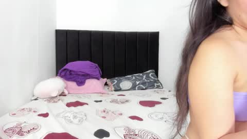 Samantha and chris online show from October 9, 12:30 am