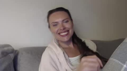 Sweet girl online show from April 29, 8:26 pm
