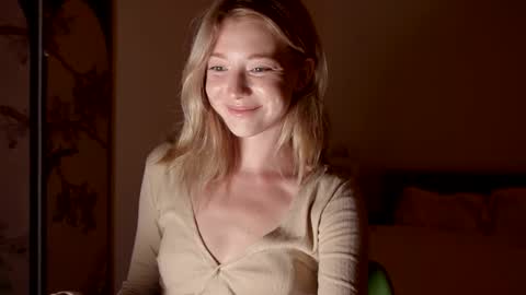 Alexa..  Inst     Fansly infinitysoul  online show from October 4, 10:46 am