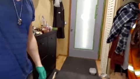 Snapshot of info_chat chatting on December 14, 8:57 pm sir. Grummps online show from December 14, 8:57 pm