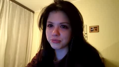 Mia online show from March 7, 3:20 pm