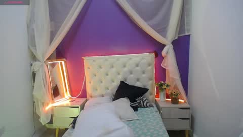 Ingrid petite online show from January 15, 12:41 am