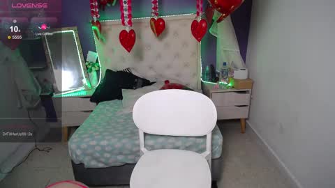 Ingrid petite online show from February 25, 11:33 pm