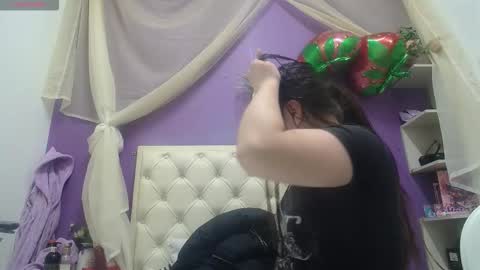 Ingrid petite online show from September 12, 9:59 pm