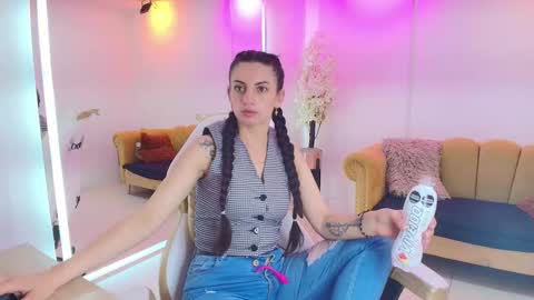 Ingrid online show from January 15, 8:01 pm