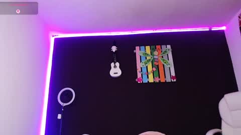 Snapshot of ingrid_zese chatting on October 11, 7:34 pm Ingrid Zese online show from October 11, 7:34 pm