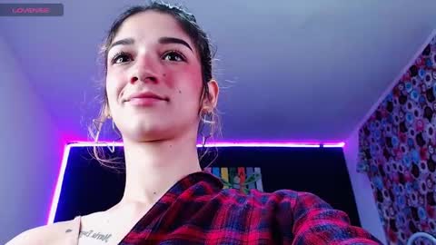 Snapshot of ingrid_zese chatting on October 27, 5:50 pm Ingrid Zese online show from October 27, 5:50 pm