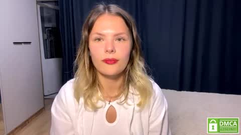 Snapshot of ingridacors chatting on April 4, 6:27 pm Kira online show from April 4, 6:27 pm