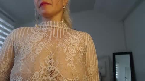            online show from December 18, 3:11 pm
