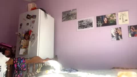 Snapshot of ingridmayer chatting on July 6, 3:03 pm ingridmayer online show from July 6, 3:03 pm