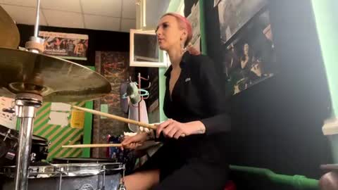 Snapshot of ingridmayer chatting on July 22, 1:25 pm ingridmayer online show from July 22, 1:25 pm