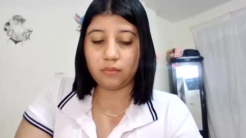 Snapshot of inid_sinclair chatting on December 4, 6:44 am inid_sinclair online show from December 4, 6:44 am