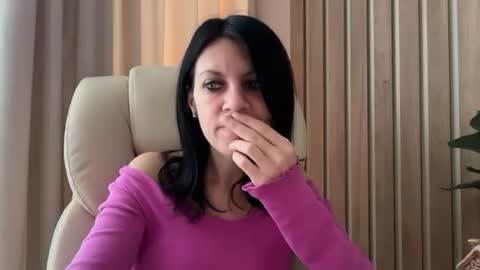 InjaAtHome online show from November 22, 10:14 am