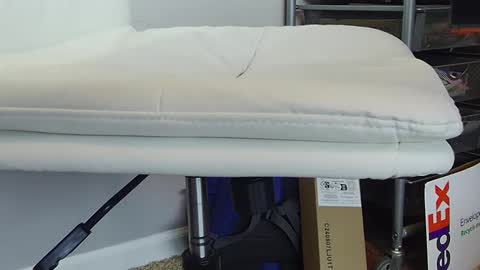 Hanging Out online show from December 14, 11:01 pm