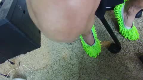 Hanging Out online show from October 8, 11:08 am