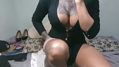 ink bella online show from June 19, 10:24 pm
