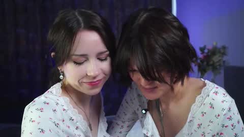 Snapshot of ink_soul chatting on September 25, 4:49 am Luna and Dior online show from September 25, 4:49 am