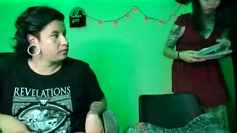 inkedsinners online show from September 19, 2:46 am