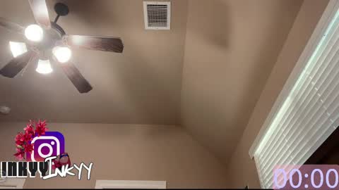 Snapshot of inkyyinkyy chatting on September 24, 11:52 pm inkyyinkyy online show from September 24, 11:52 pm