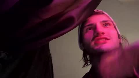 Snapshot of inmecum chatting on March 1, 7:32 am inmecum online show from March 1, 7:32 am