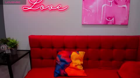 Snapshot of innalovely chatting on November 27, 8:49 am Inna online show from November 27, 8:49 am