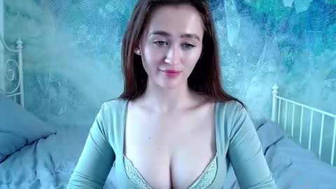 Lina online show from March 24, 11:26 am