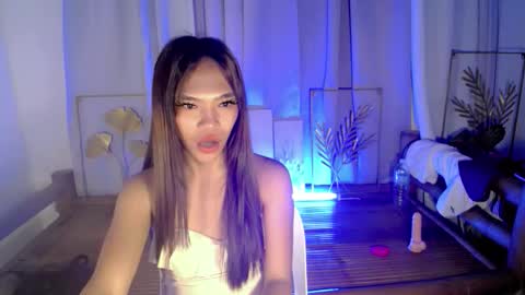 Snapshot of innocent_lover_ziaxx chatting on March 26, 10:15 pm your zia online show from March 26, 10:15 pm