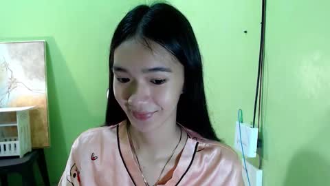 Reign online show from November 22, 9:03 pm