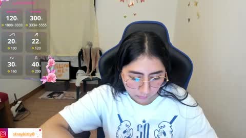 Luna        online show from March 30, 11:50 pm