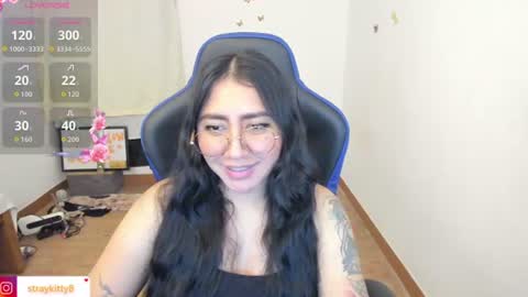 Luna        online show from July 10, 12:04 am