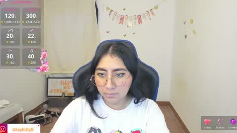 Luna        online show from July 13, 8:11 pm