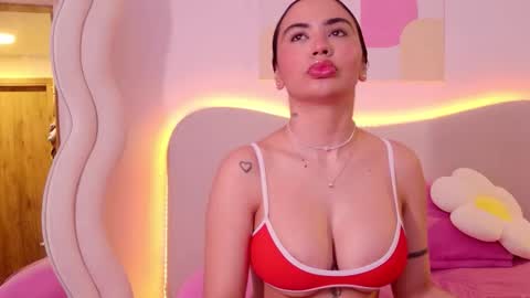 SELENA  online show from February 9, 1:04 pm