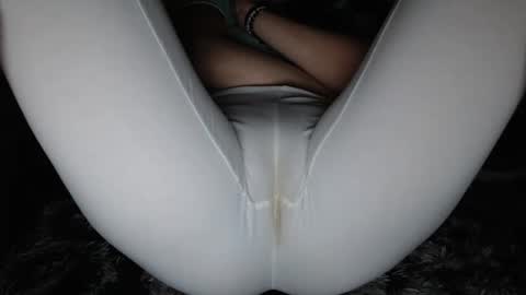 Snapshot of inocentekitty chatting on January 28, 9:19 pm Alessia online show from January 28, 9:19 pm