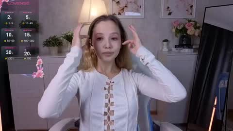 insaneinsomnia online show from October 30, 9:00 am