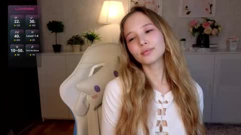 insaneinsomnia online show from October 31, 9:10 am