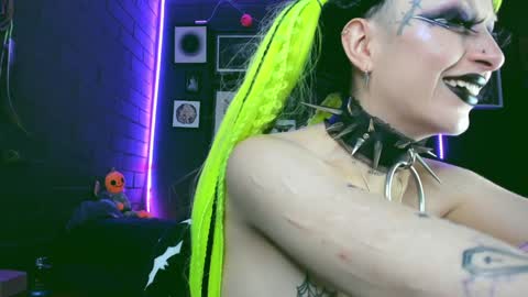   SANIA  online show from December 26, 8:53 pm