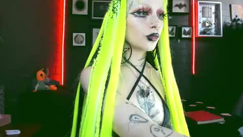   SANIA  online show from February 18, 8:14 pm